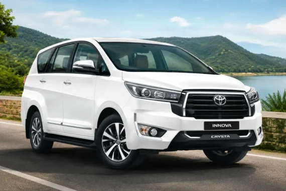 Innova-Cryst-car-rental-in-madurai
