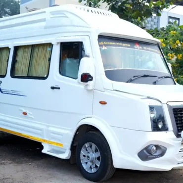 Traveller-Rental-in-Madurai